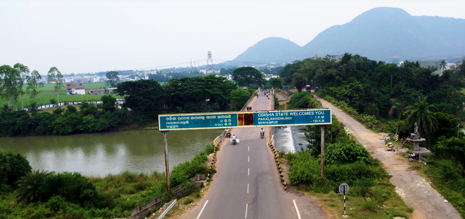 The Mahendratanaya river and the Pathapatnam–Paralakhemundi bridge